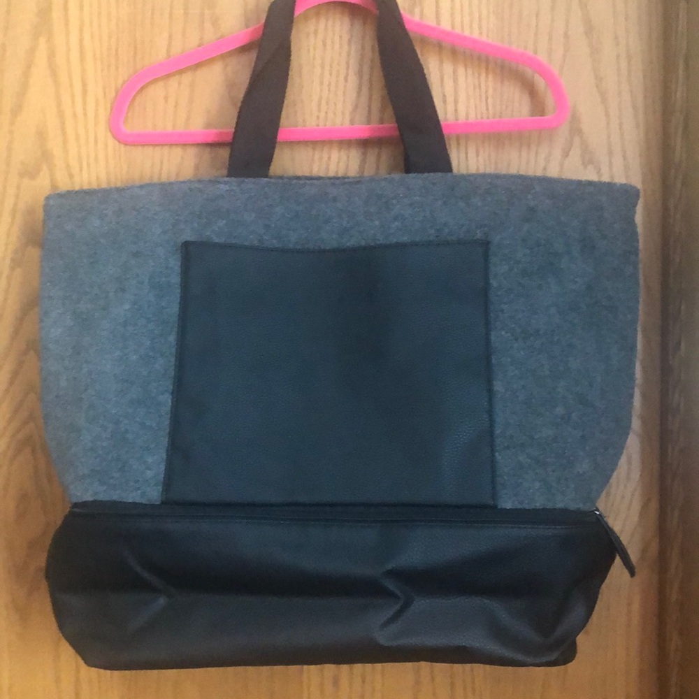DSW overnight fleece & faux leather bag
